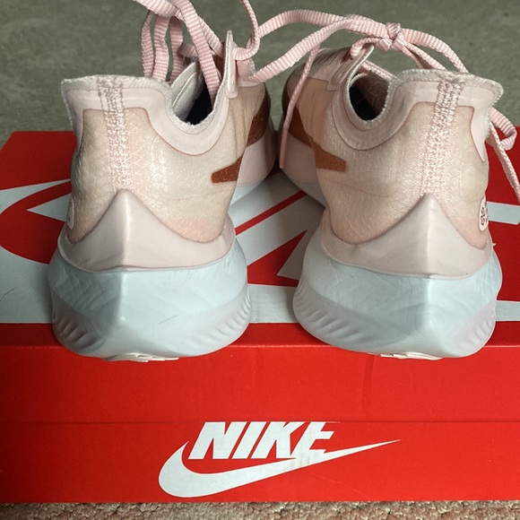 Nike Zoom Gravity 'Echo Pink' CT1192-600 - Picture 5 of 8